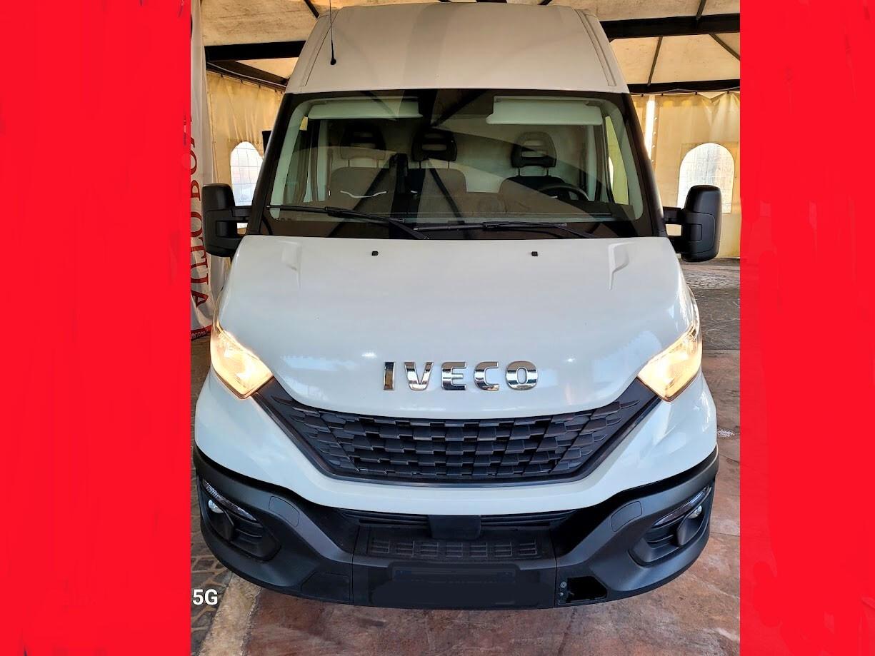 IVECO FURGONE CASSONATO
