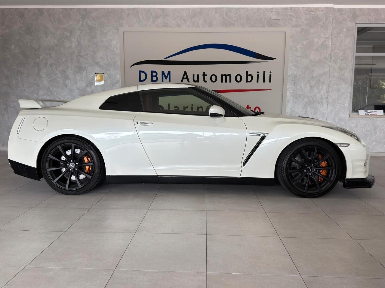 Nissan GT-R 3.8 V6 Black Edition