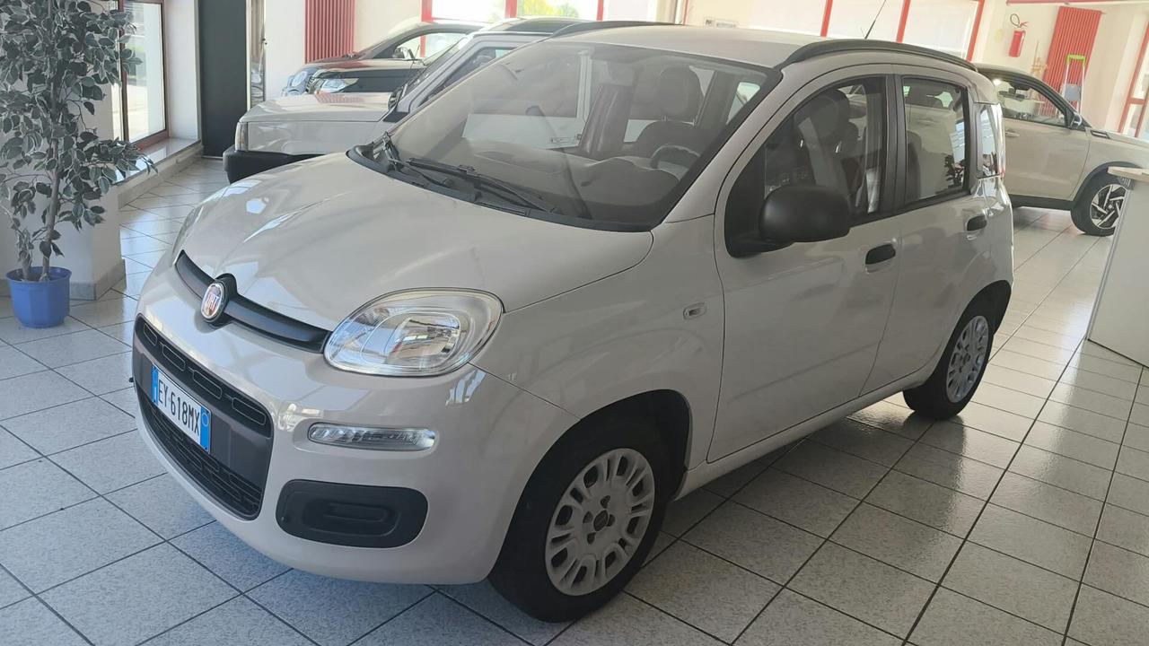 FIAT PANDA 1.2 BENZINA 70CV 5 POSTI