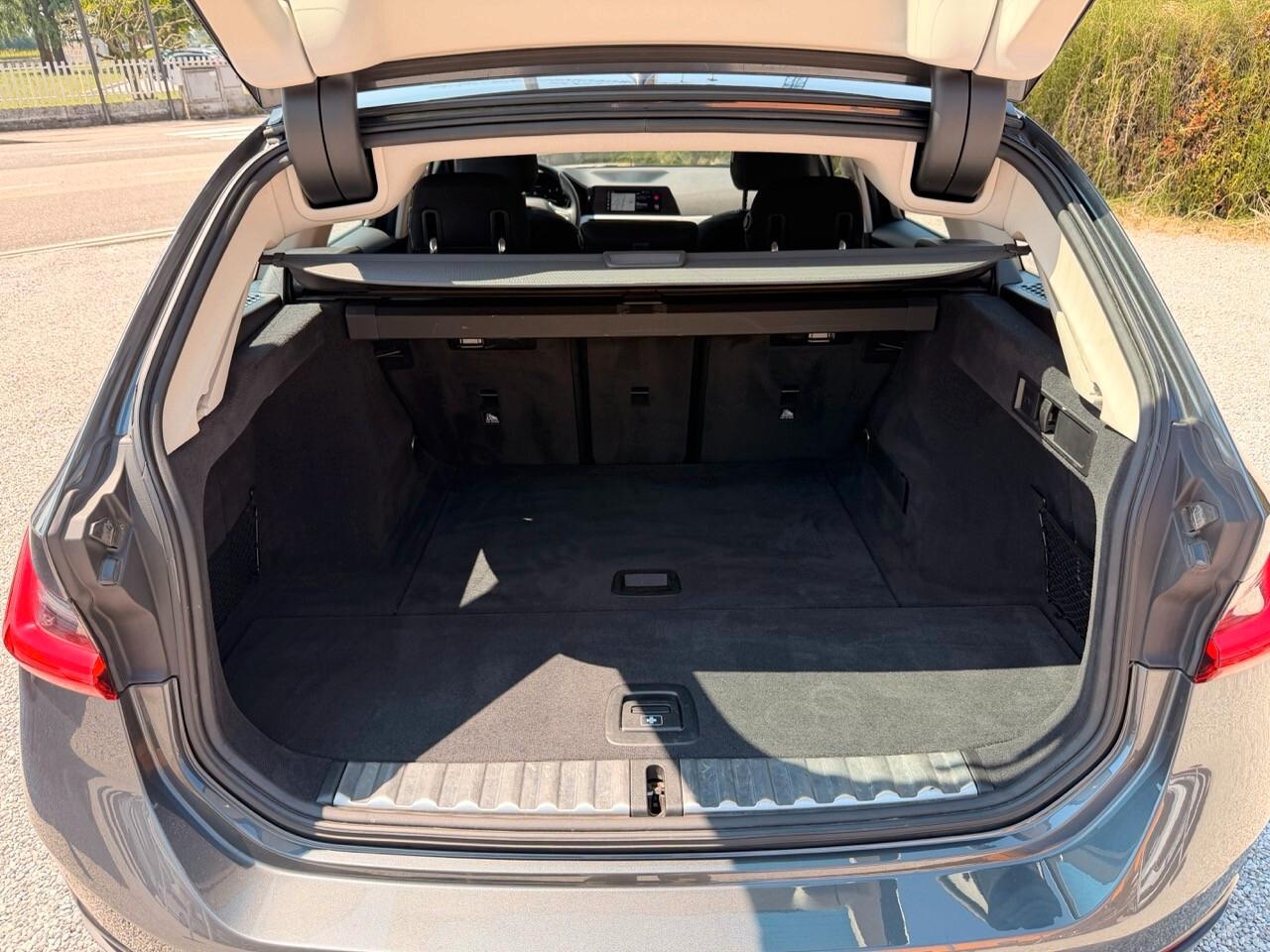 Bmw 320 d Touring mhev 48V Xdrive Business Advantage auto