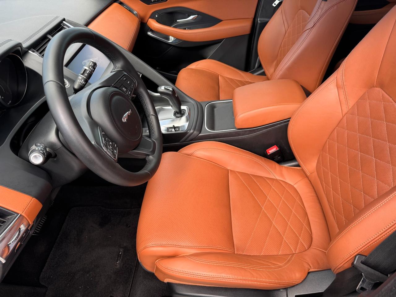 Jaguar E-Pace 2.0D 180 CV AWD R-Dynamic