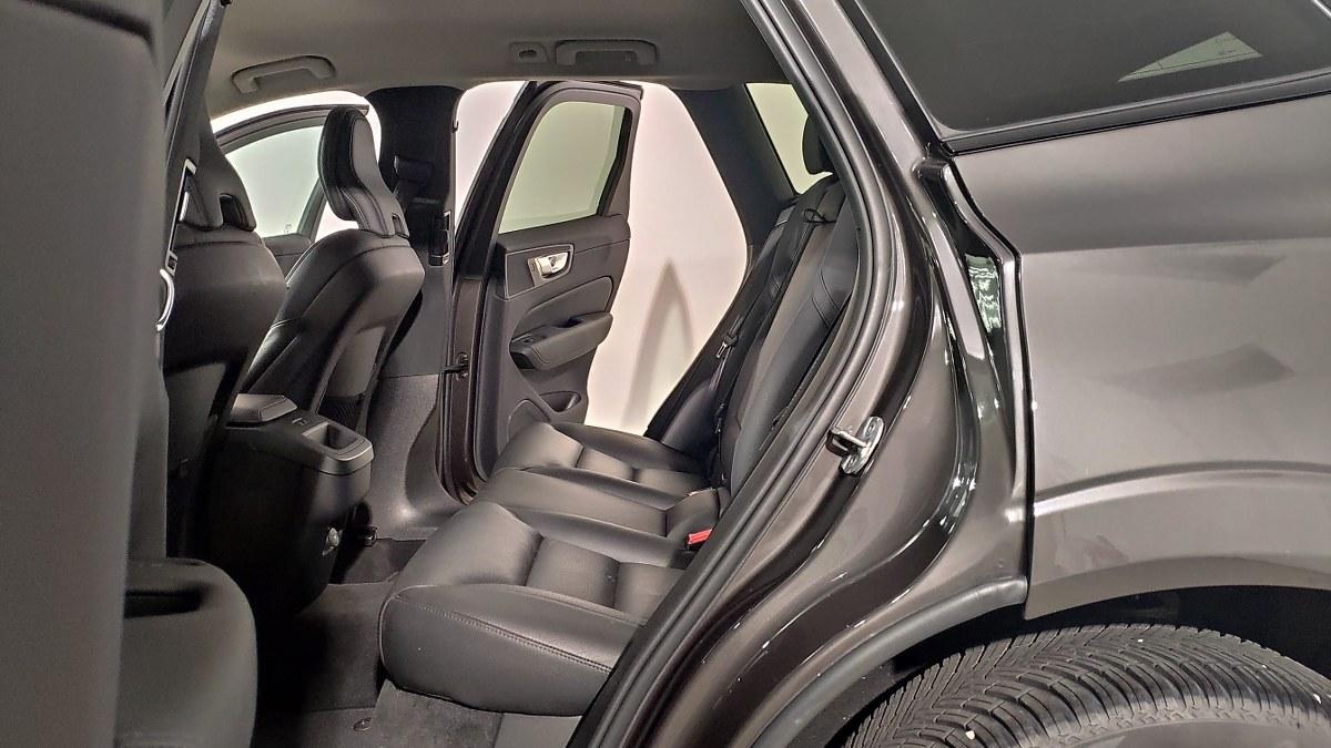 VOLVO Xc60 B4 Mild Hybrid Automatico Plus Dark