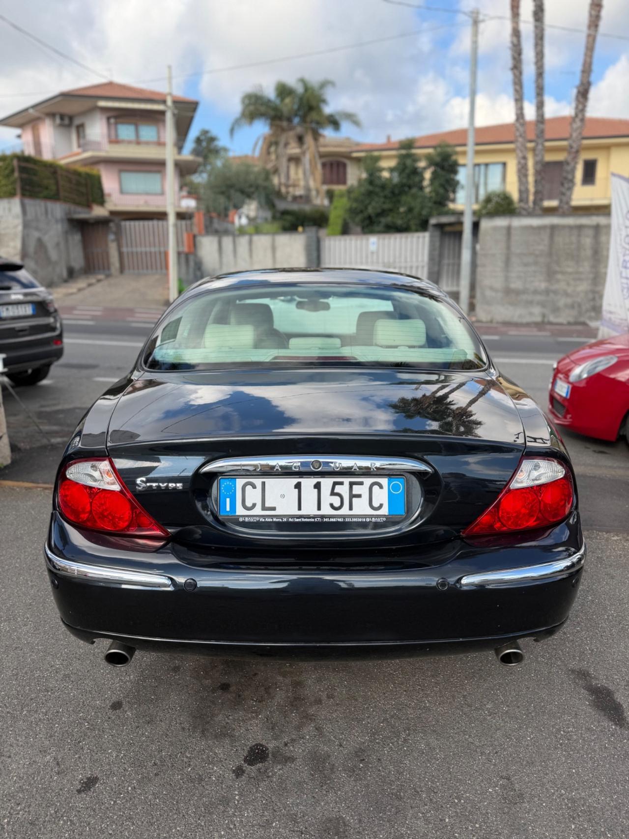 Jaguar S-Type 2.5 V6 cat Executive