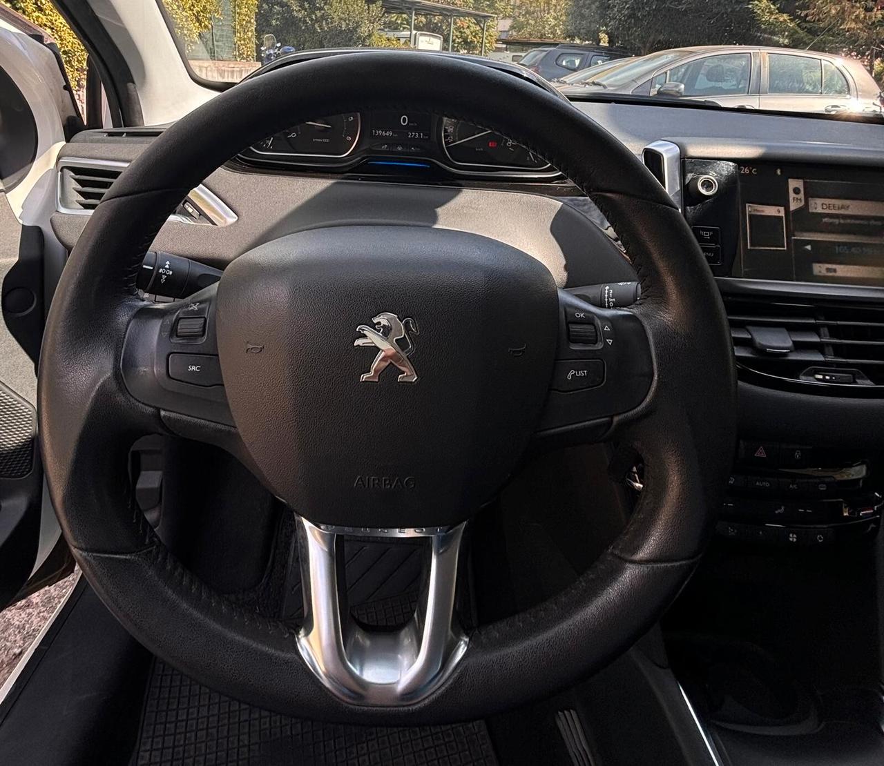 Peugeot 208 1.4 HDi 68 CV 5 porte Allure