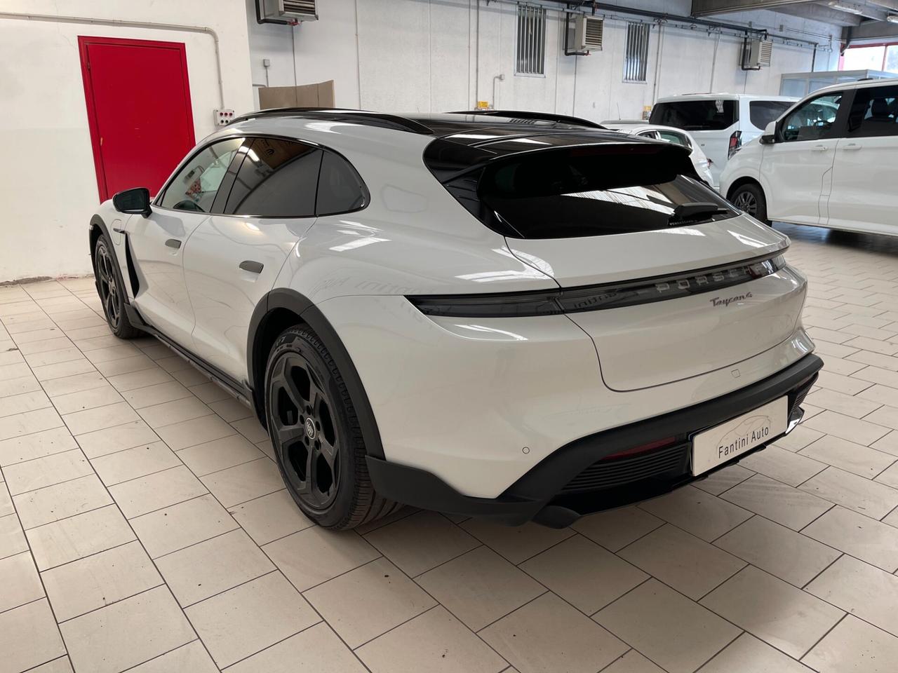 Porsche Taycan 4 Cross Turismo-LEGGI SOTTO