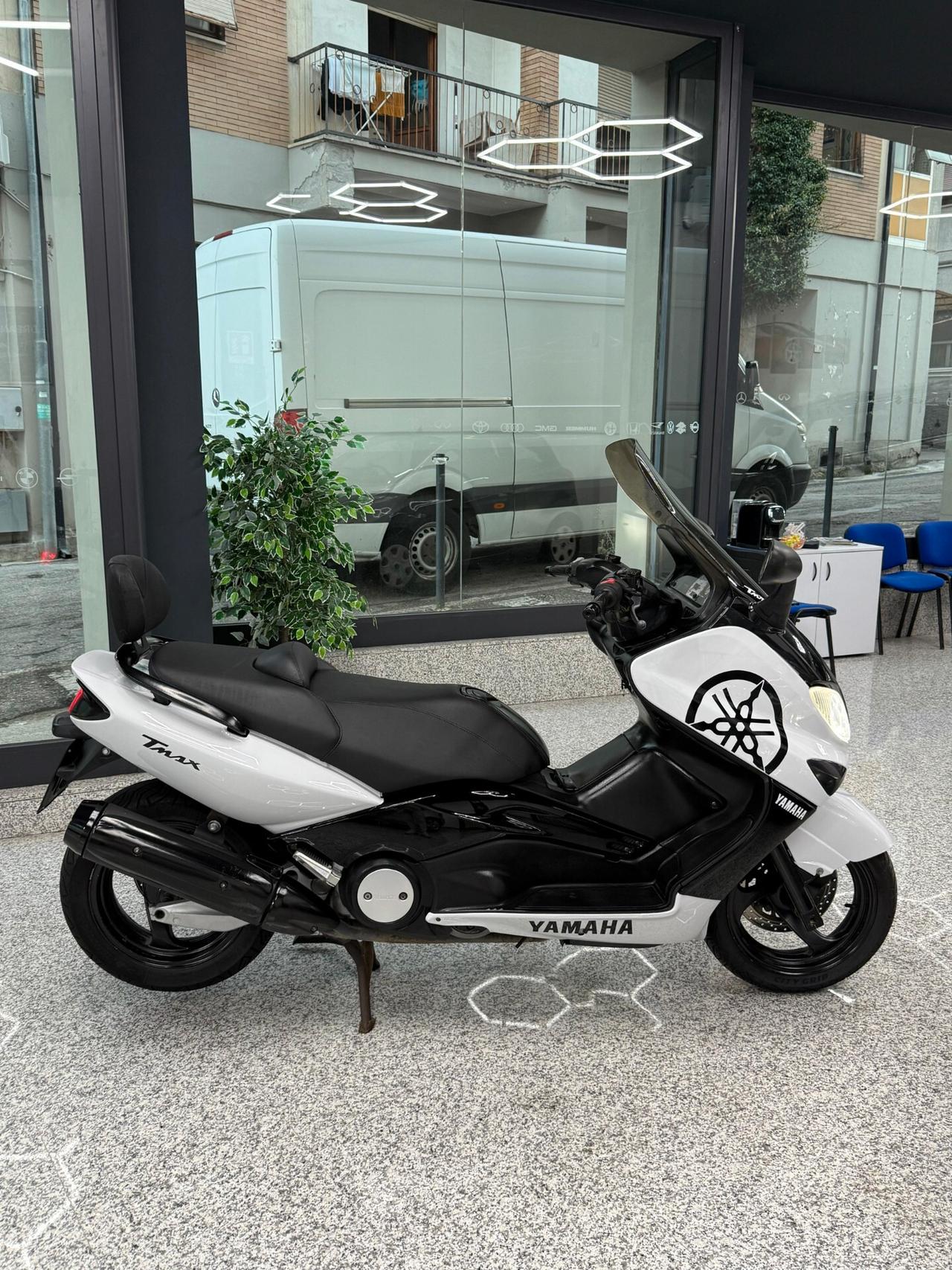 Yamaha TMAX