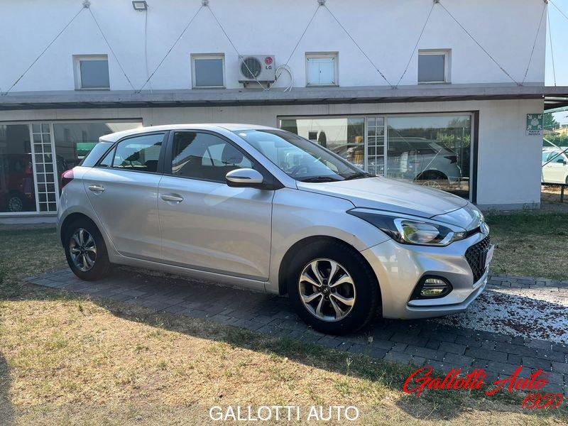 Hyundai i20 1.2 MPI 75cv Connect Line