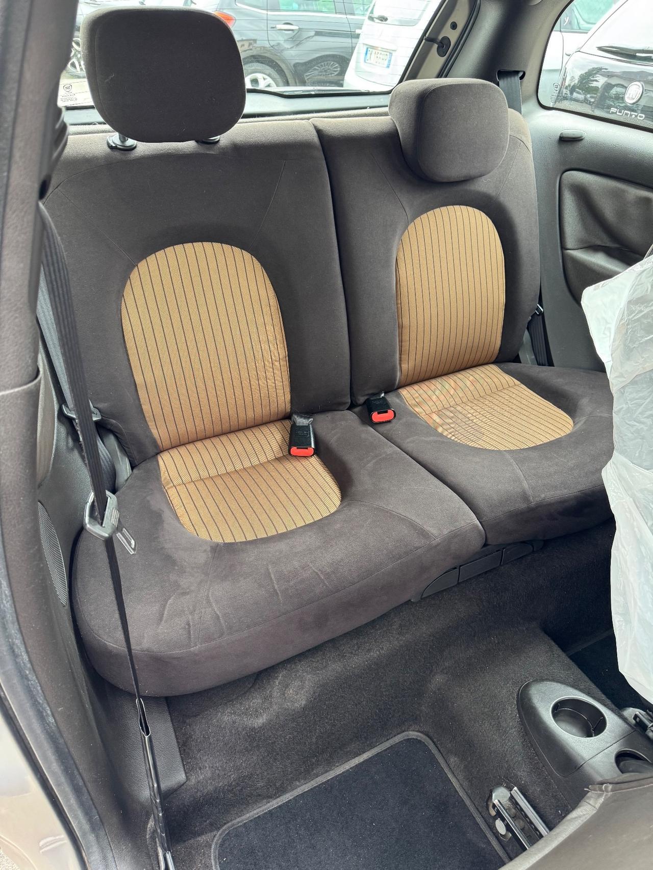 Lancia Ypsilon 1.2- Distribuzione sostituita alla consegna