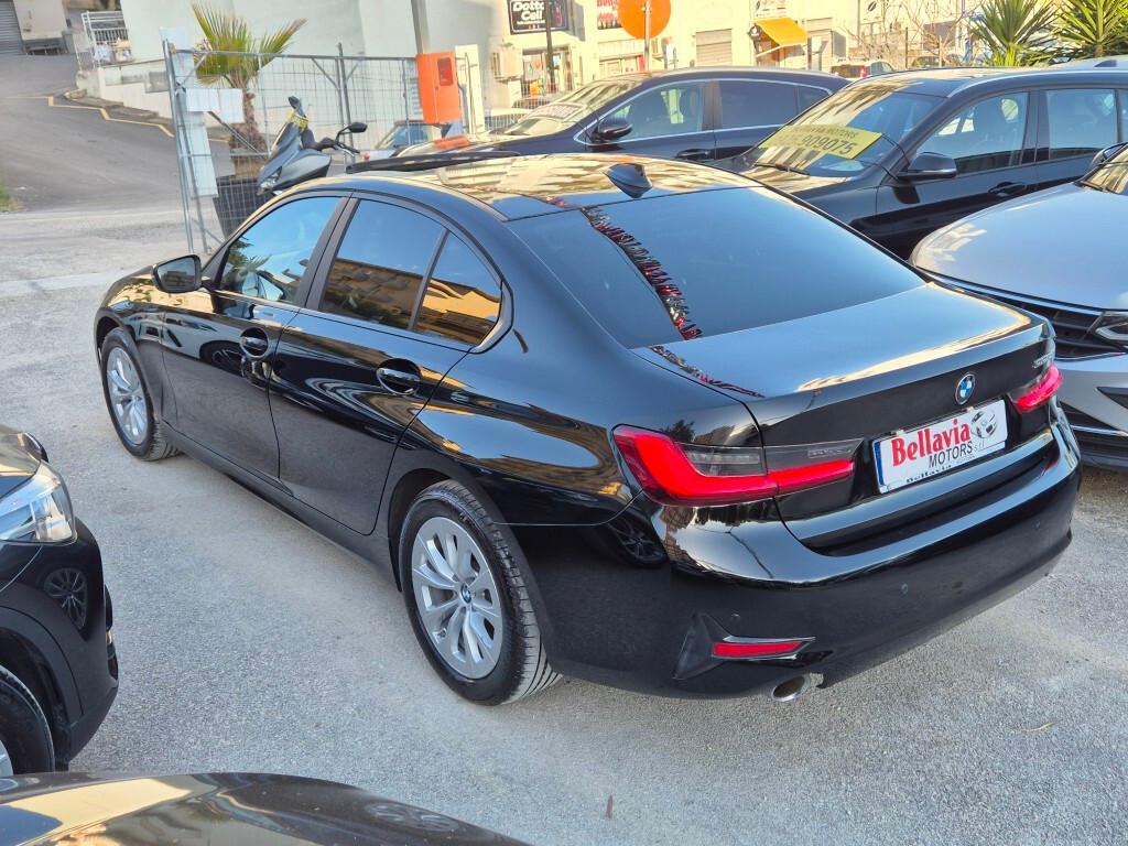 Bmw 320D 190CV BERLINA LED TETTO APRIBILE