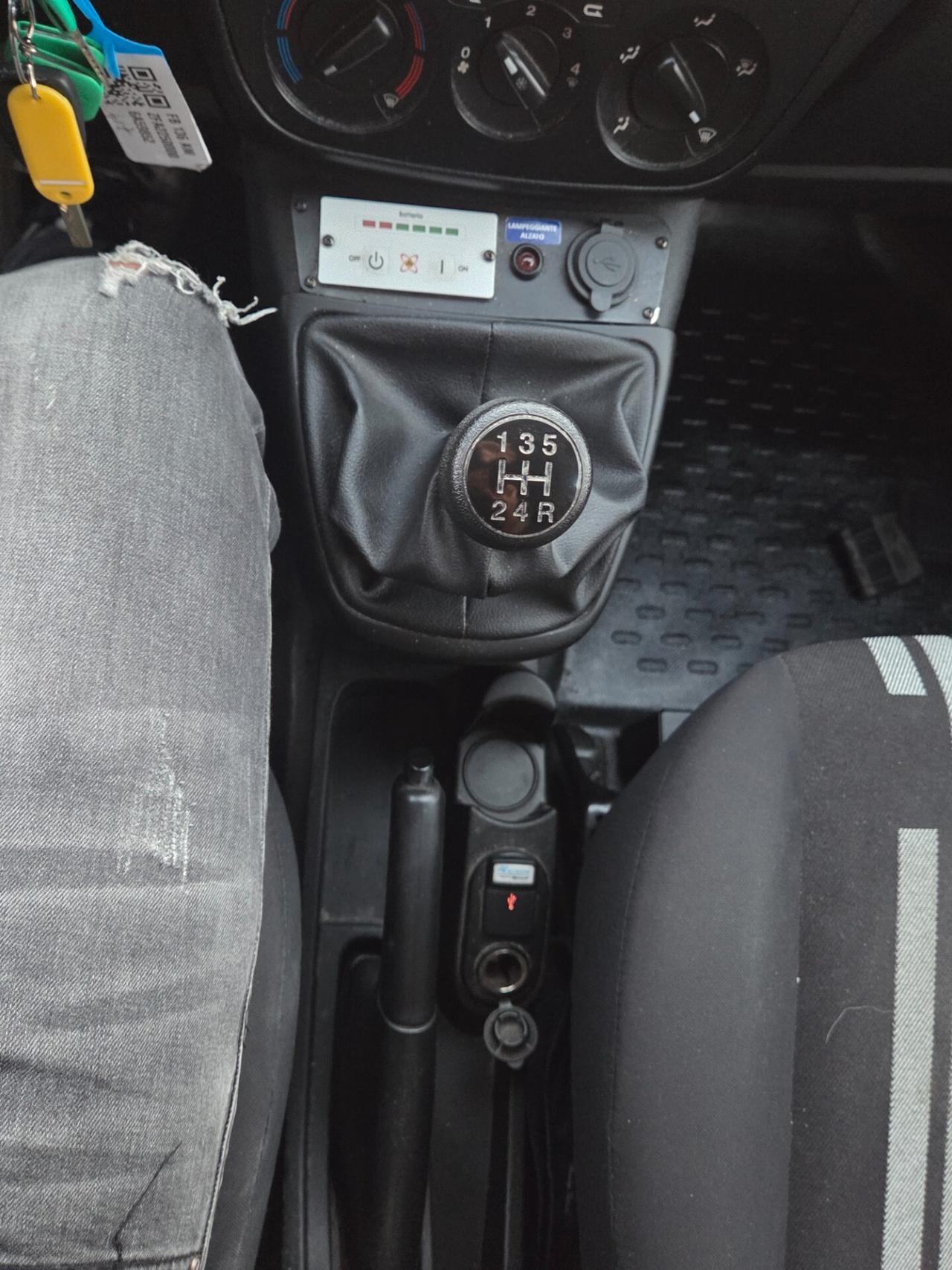 Fiat Fiorino 1.3 MJT 95CV Furgone Adventure E5+