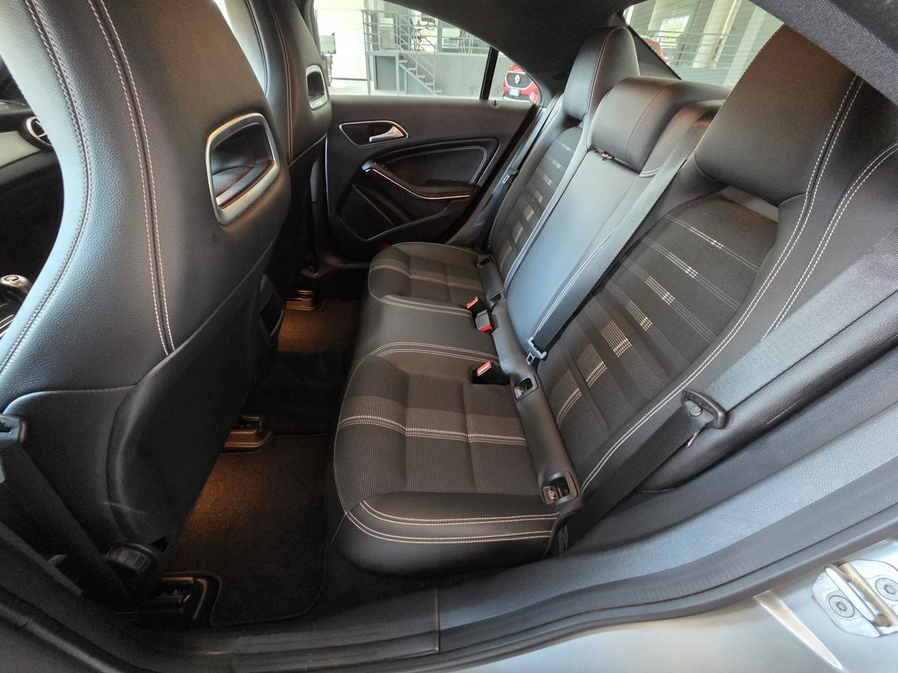 Mercedes-benz CLA 200 Business