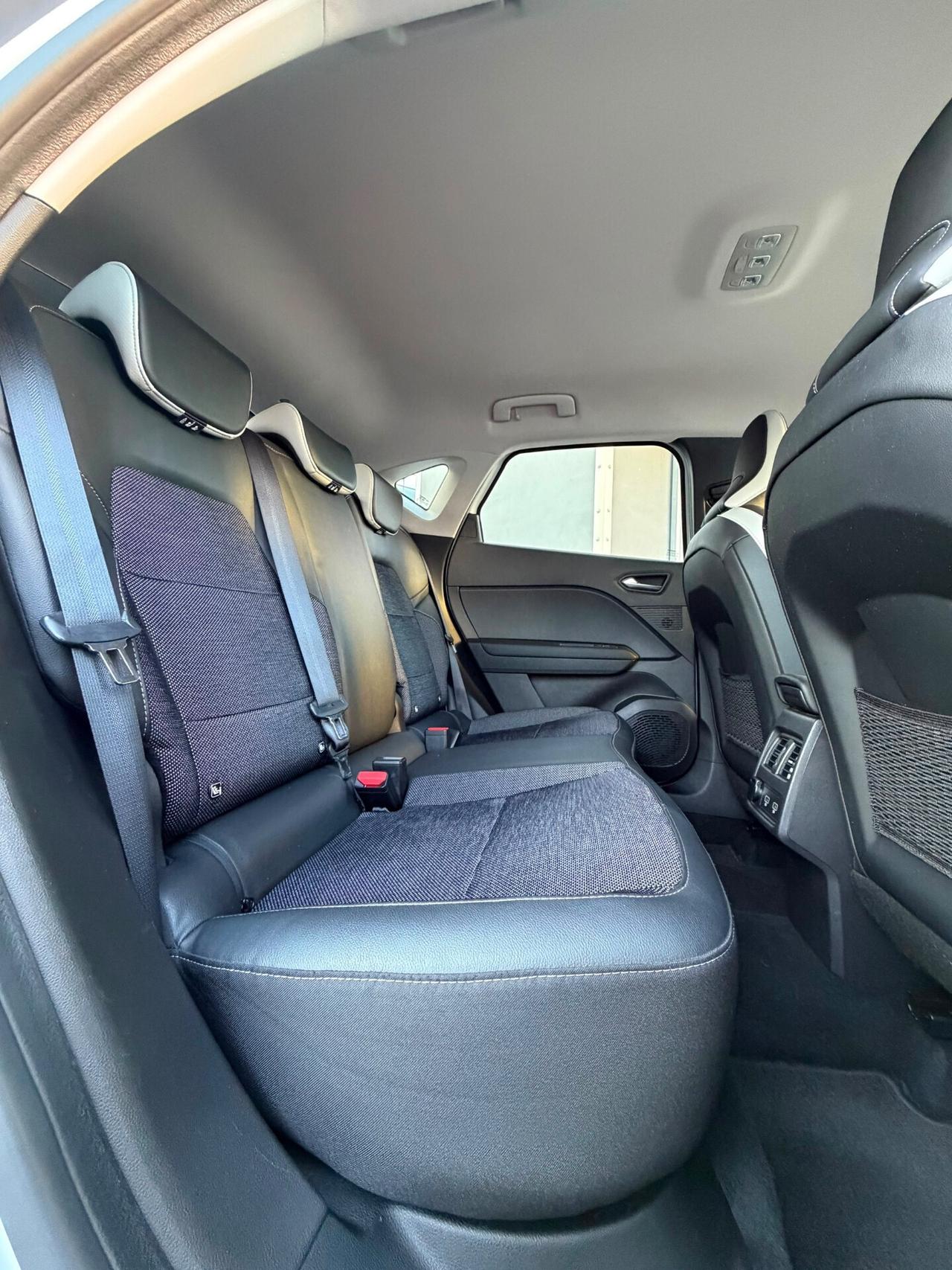 Renault Captur 1.5 DCI 116CV INTENS