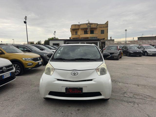 TOYOTA iQ 1.0 Sol