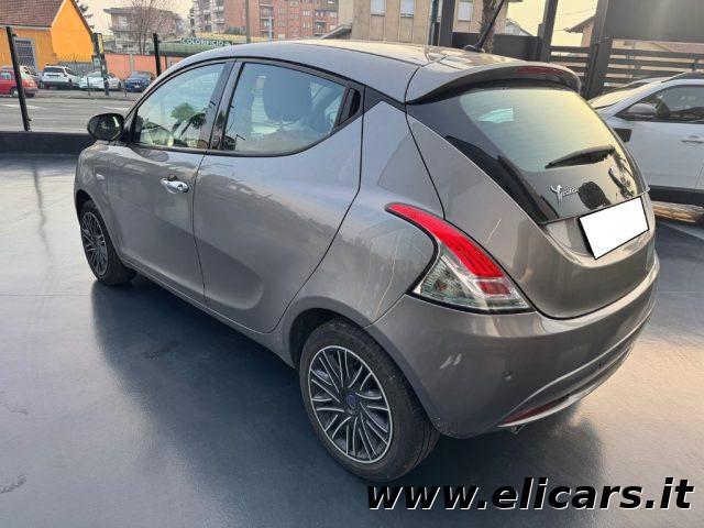 LANCIA Ypsilon 1.0 FireFly 5 porte S&S Hybrid Ecochic Gold