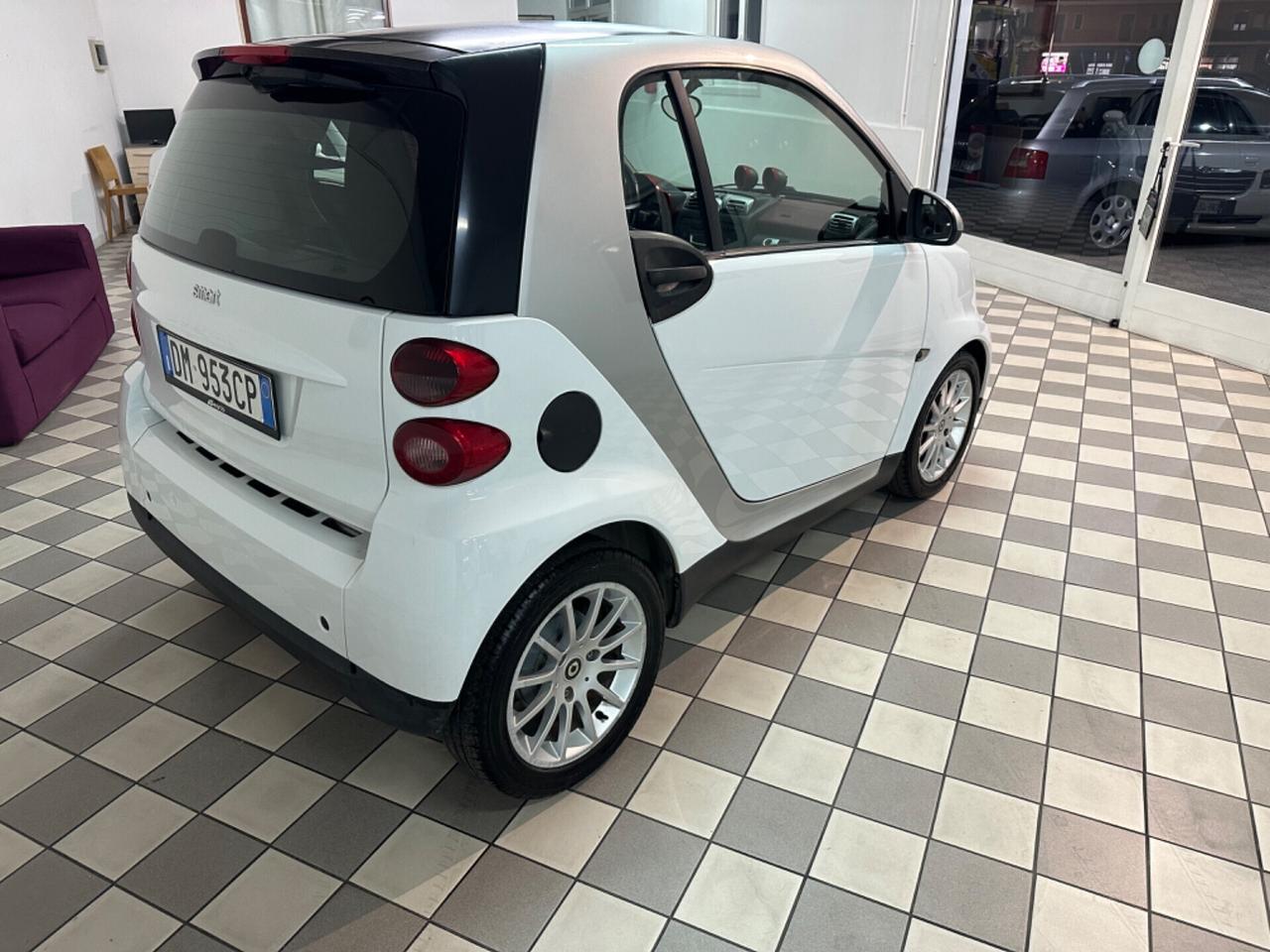 Smart ForTwo 1000 52 kW coupé passion