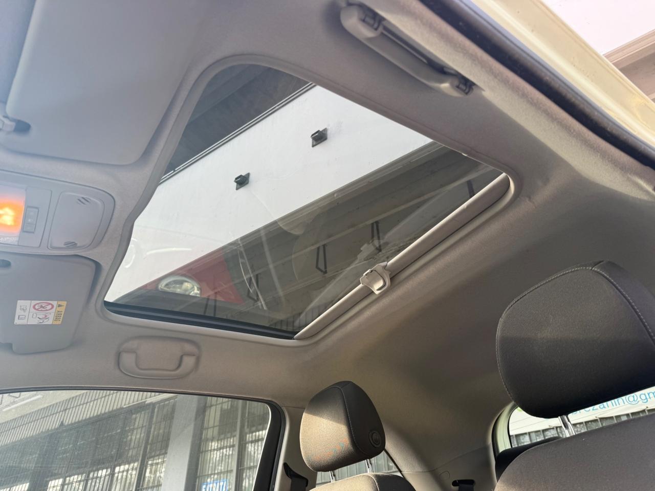 Opel Adam 1.2 70 CV White/Black Link