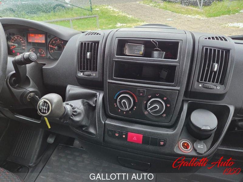 Peugeot Boxer 330 2.2 HDi/130CV FAP PM-TM Combi+IVA-DISABILI