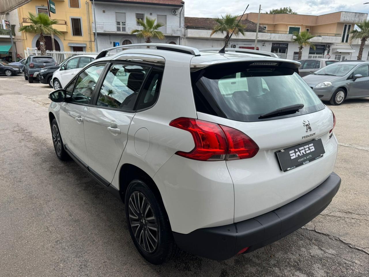 Peugeot 2008 PureTech 82 Allure