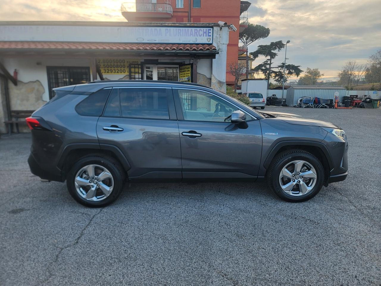 Toyota RAV 4 RAV4 2.5 HV (222CV) E-CVT AWD-i Lounge GARANZIA