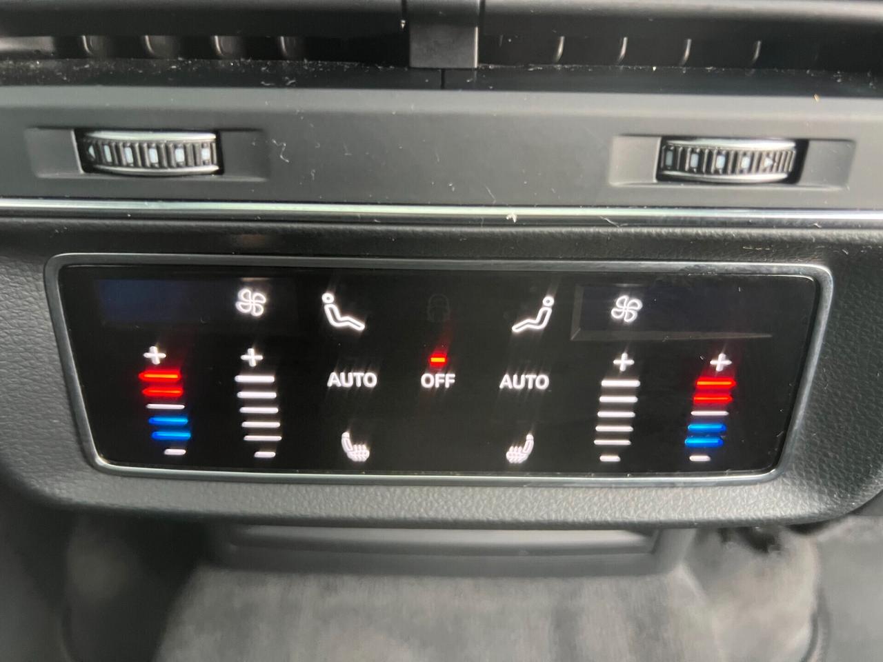 Audi Q8 55 TFSI e quattro tiptronic Sport