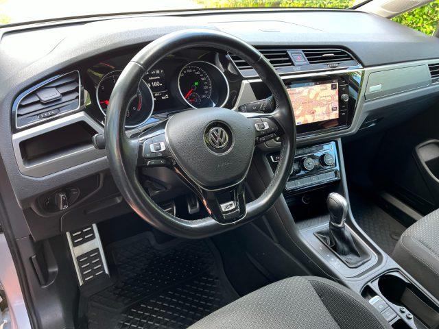 VOLKSWAGEN Touran 1.6 TDI 115 CV SCR DSG R LINE EXCLUSIVE *7 POSTI*