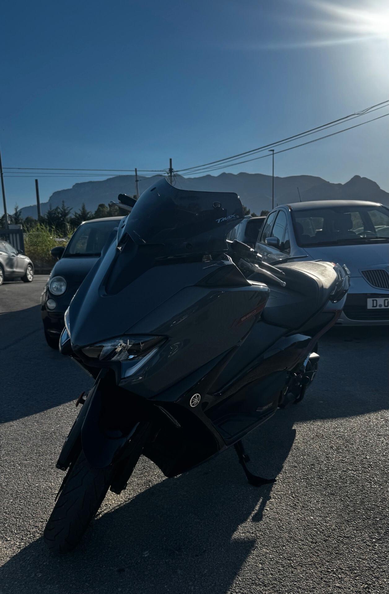 Yamaha T Max 560 Tech