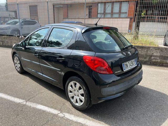 PEUGEOT 207 1.4 8V 75CV 5p. X Line