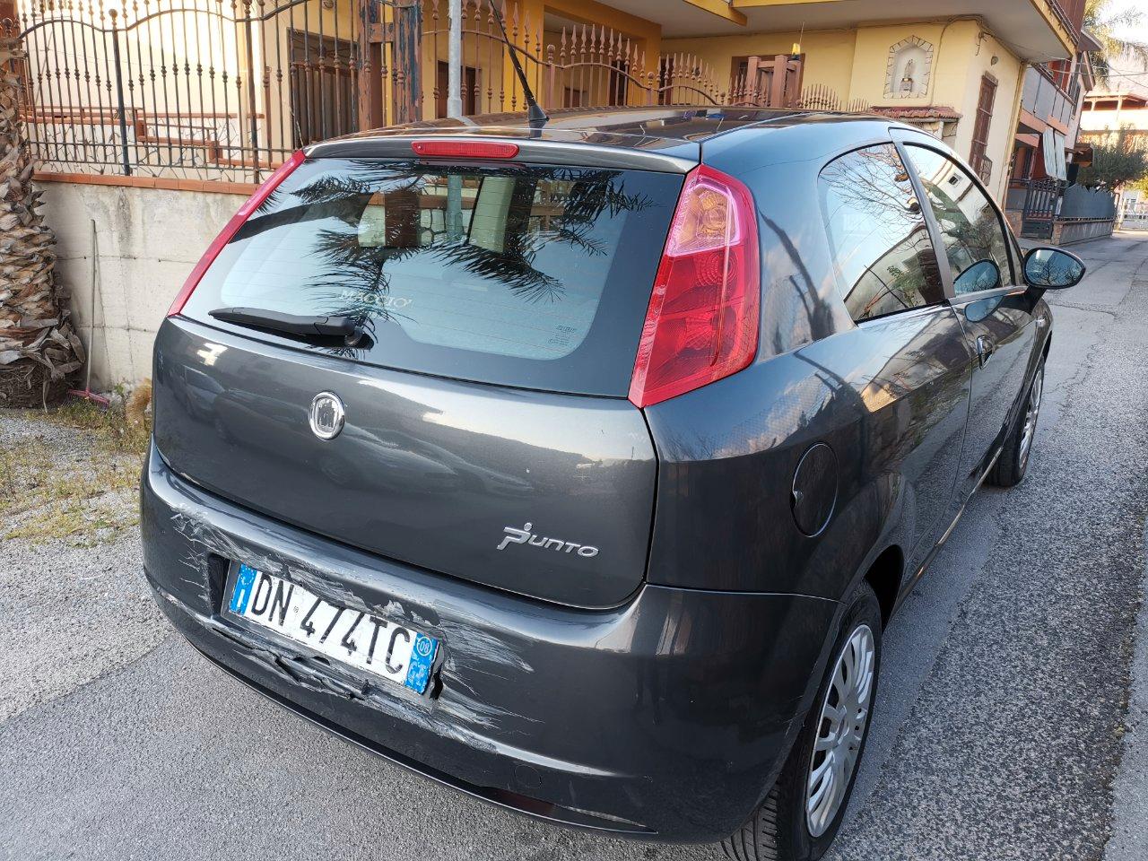 Fiat Grande Punto 3 Porte Grande Punto 1.3 mjt Dynamic 90cv LEGGI
