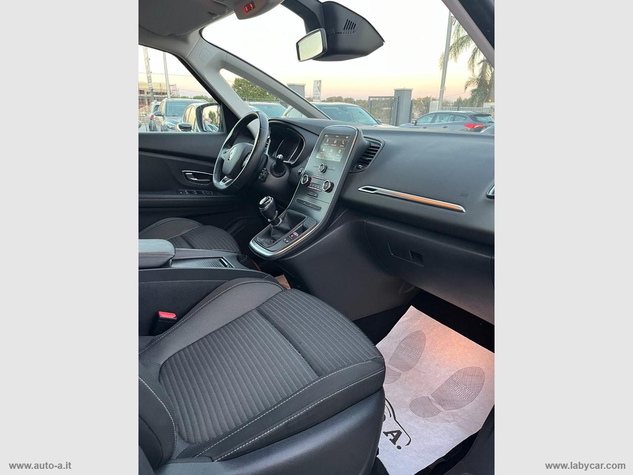 RENAULT Scénic Blue dCi 120 CV Business