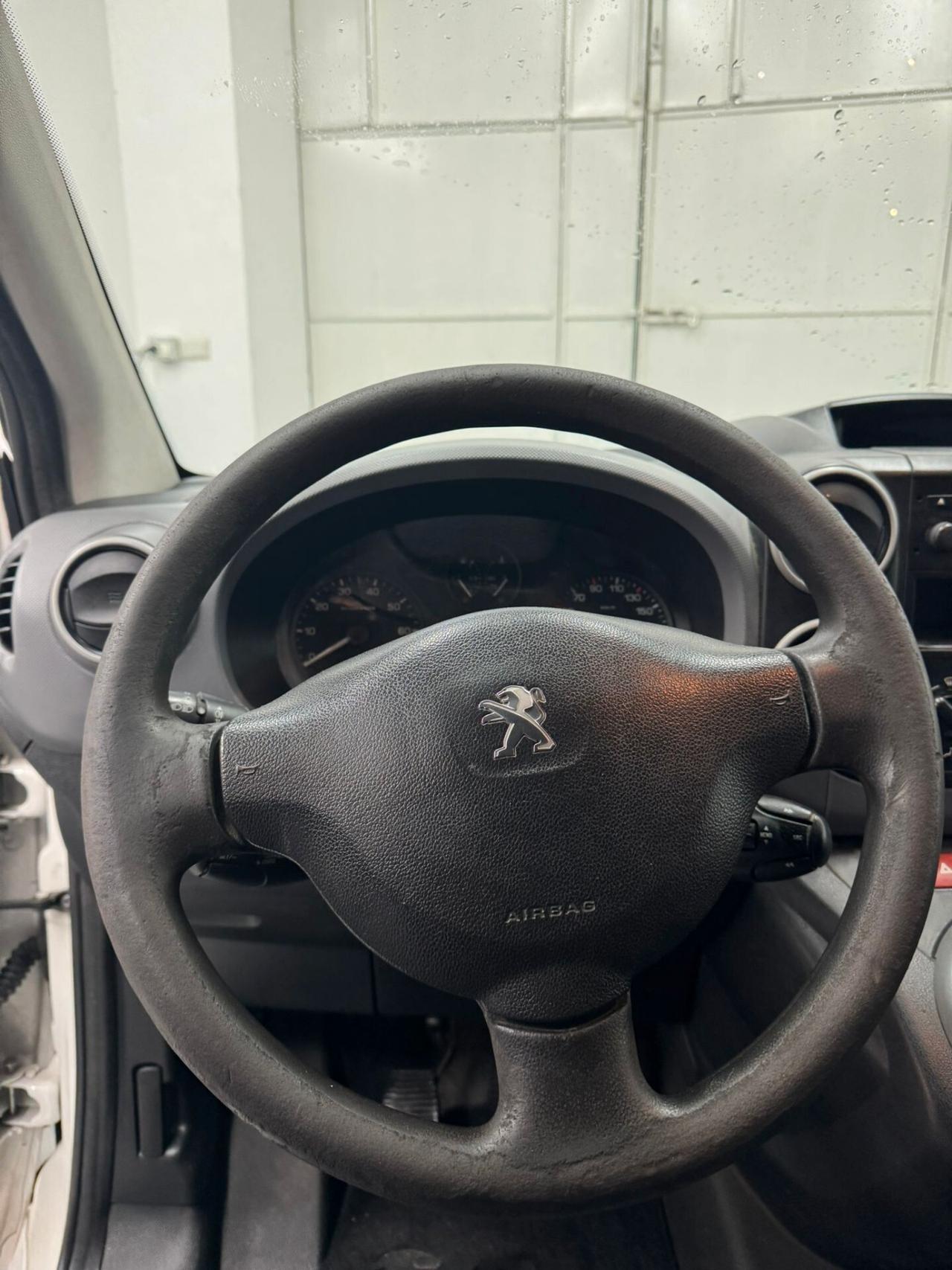 Peugeot partner 1,6 BLUE hdi anno 2015