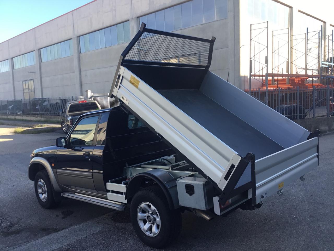 Nissan Patrol GR 3.0 TD passo lungo pik up cassone ribaltabile