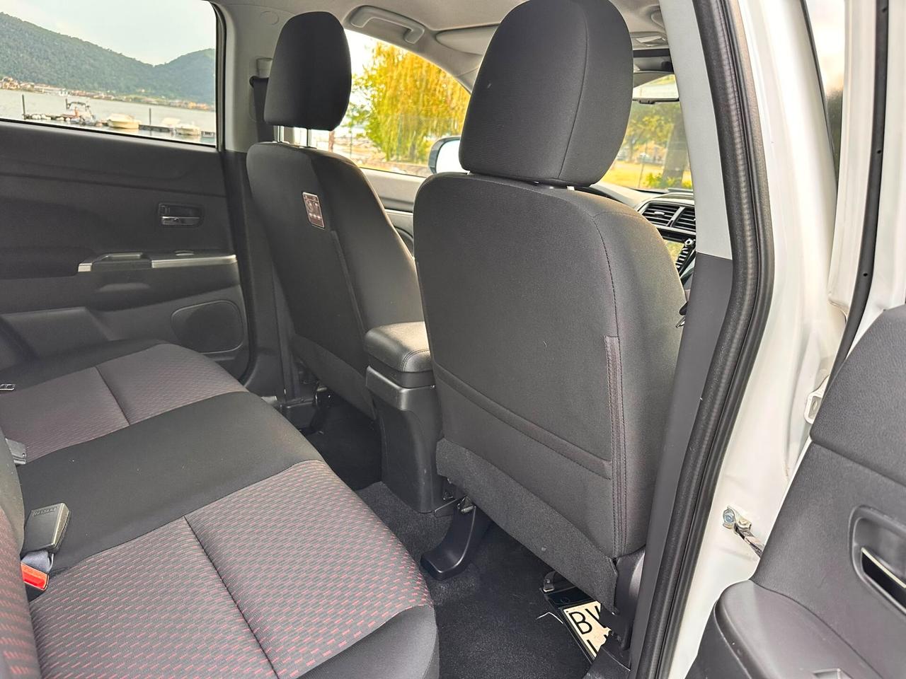 Mitsubishi ASX 2.2 DI-D 150 CV aut. 4WD Intense Navi