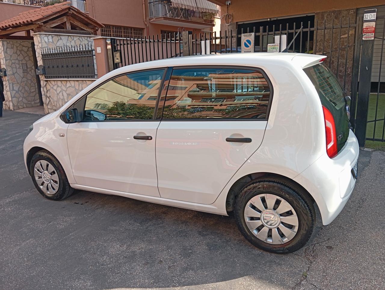 Volkswagen up! 1.0 5p. club