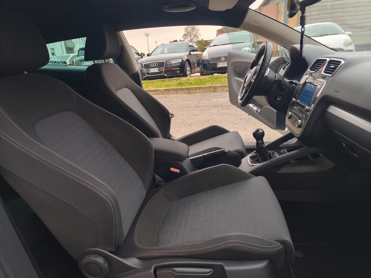 Volkswagen Scirocco 1.4 TSI Benz euro 5 neopatentati