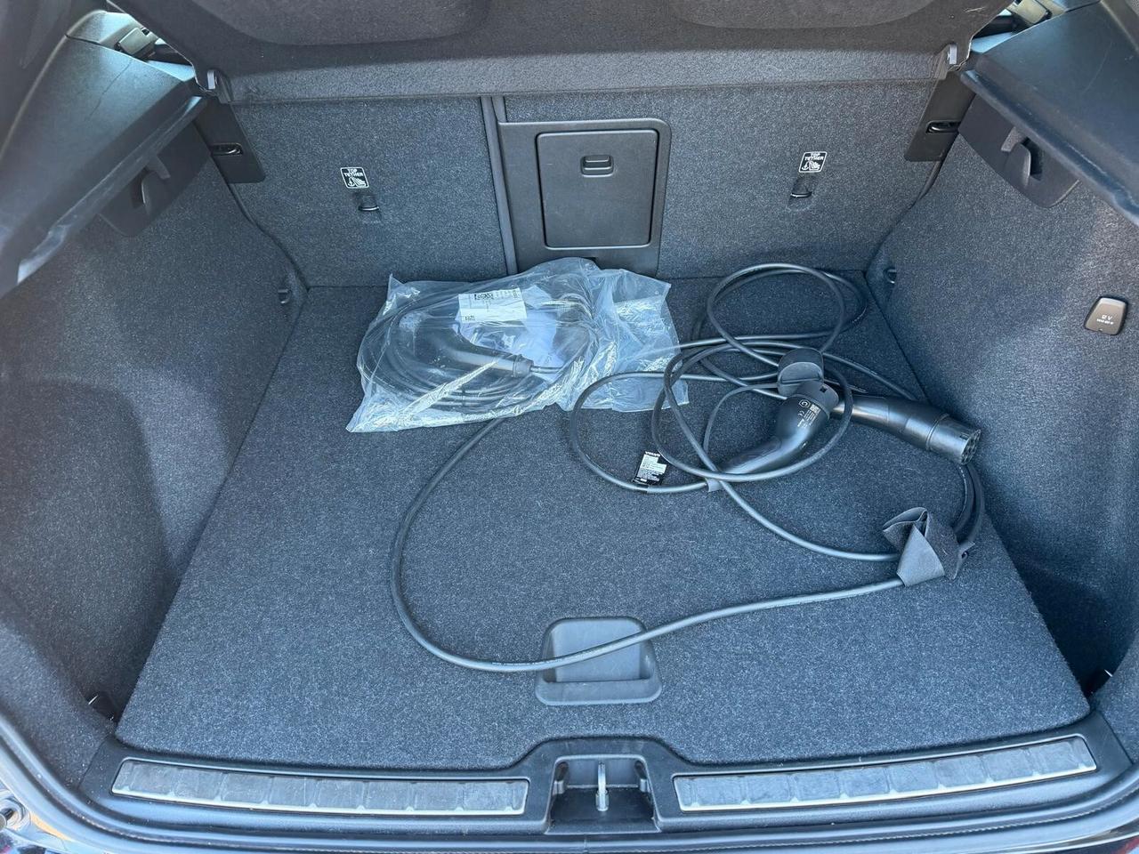 Volvo XC40 T5 Recharge Plug-in Hybrid automatico Plus Bright