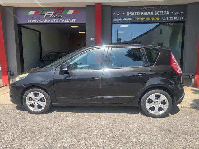 RENAULT Scenic X-Mod 1.5 dCi 110CV UniPropietario Navi 3D Cruise