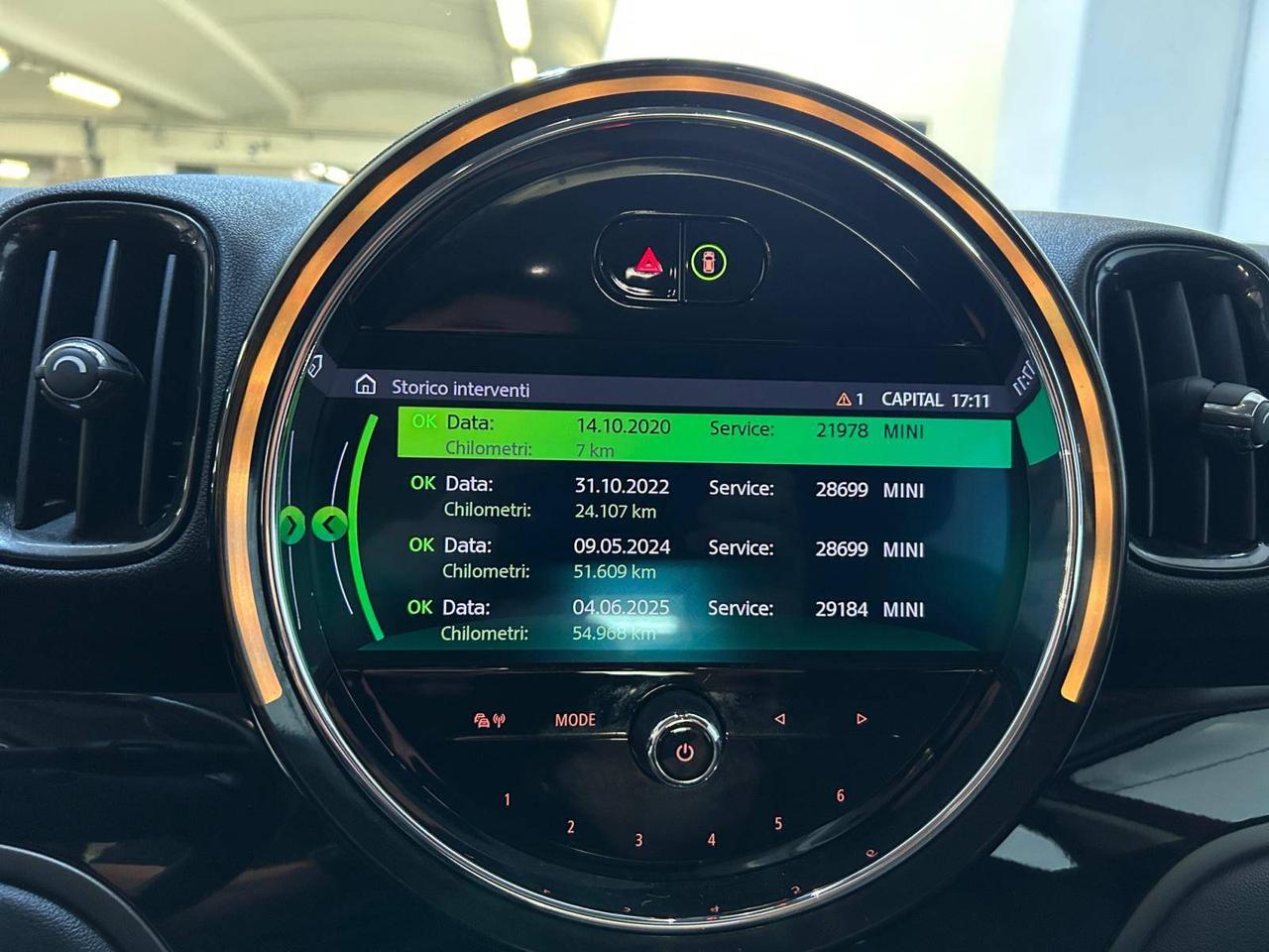 MINI Countryman Cooper SE ALL4 Essential