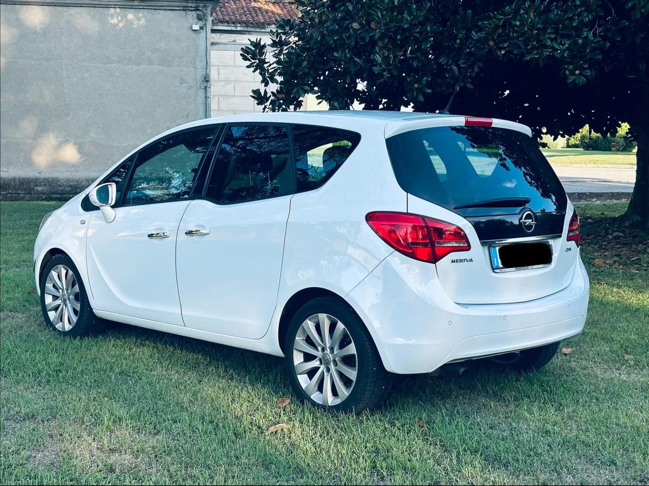 Opel Meriva 1.7 CDTI 110CV B-COLOR PANORAMIC