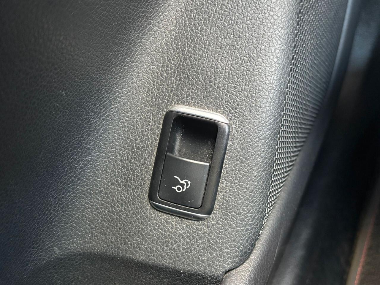 Mercedes-benz CLA 200 d Premium