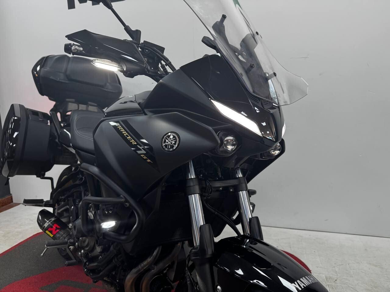 Yamaha Tracer 7 GT per patente A2
