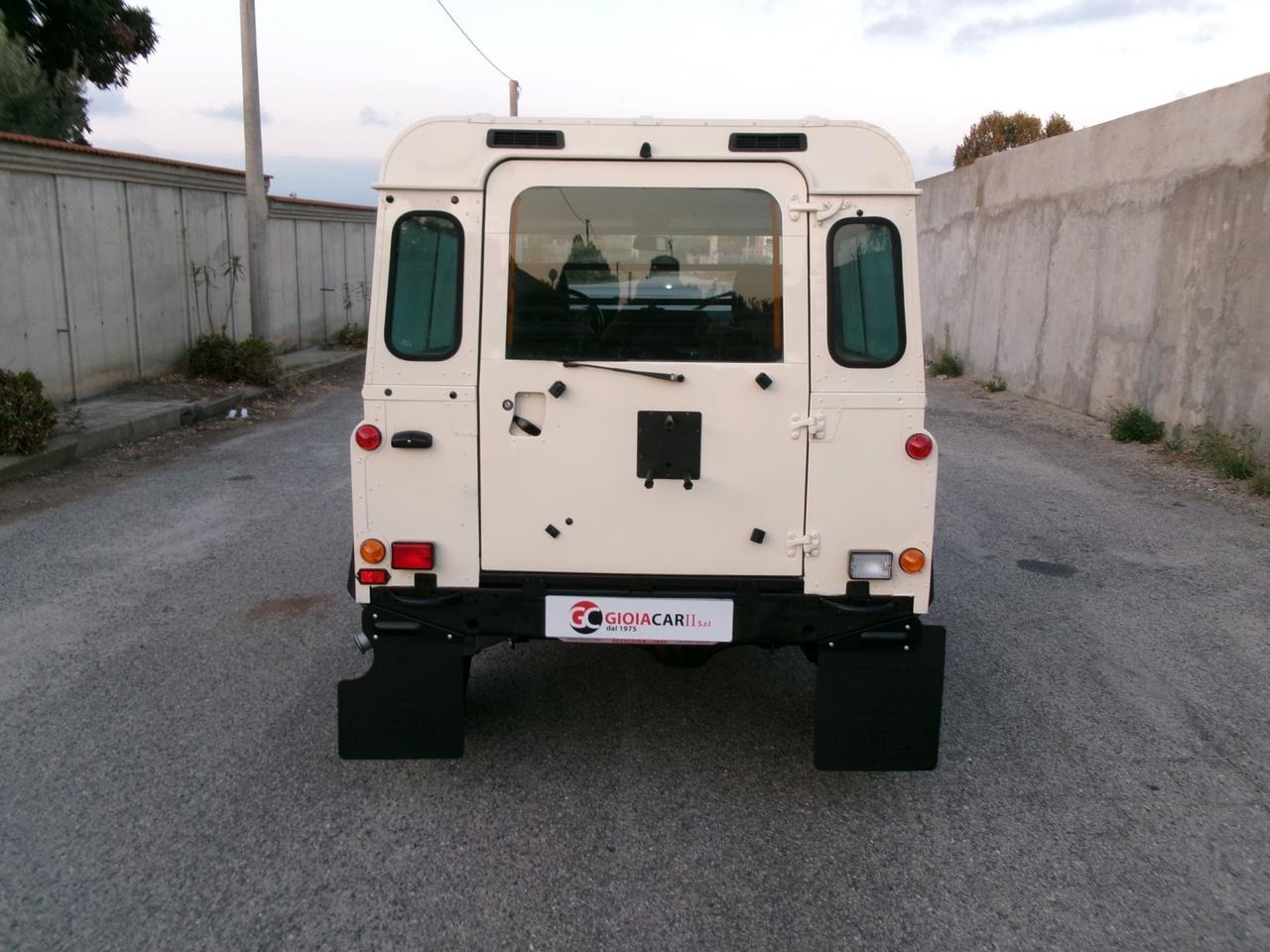 Land Rover Defender 90 2.5 TDI TURBO