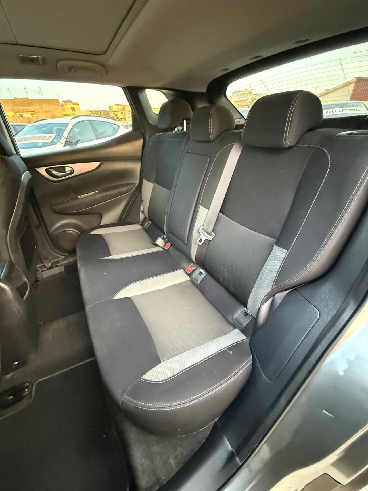 Nissan Qashqai 1.5 dCi N-Connecta