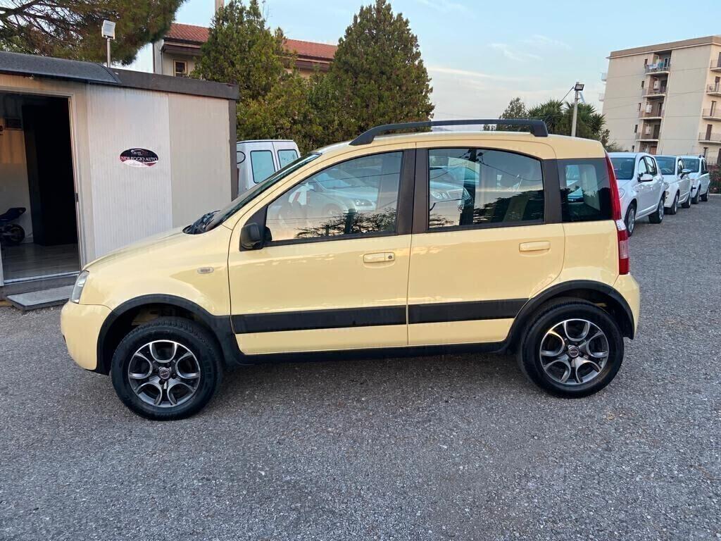 Fiat Panda 4X4 1.3 MJT (Tasto ELD)