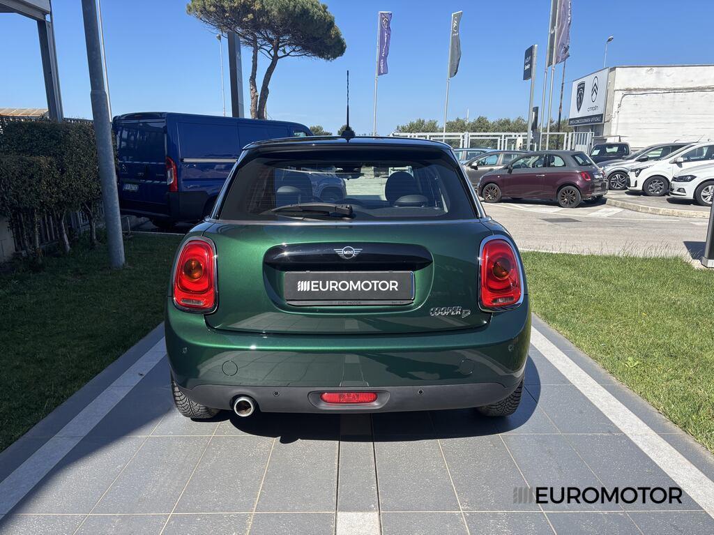 Mini Cooper D 1.5 TwinPower Turbo Cooper D Business DCT