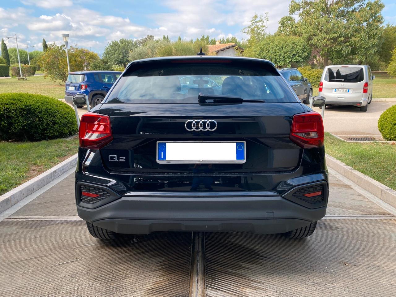 Audi Q2 35 TFSI Business