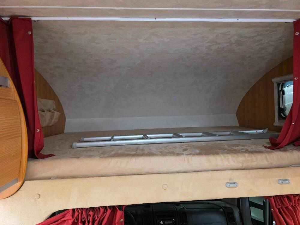 CAMPER MILLER VICTORIA