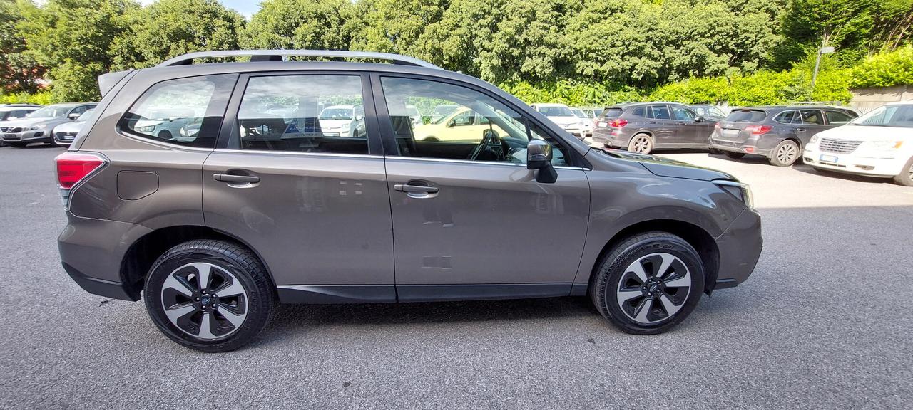 Subaru Forester 2.0i Style cambio automatico lineartronic