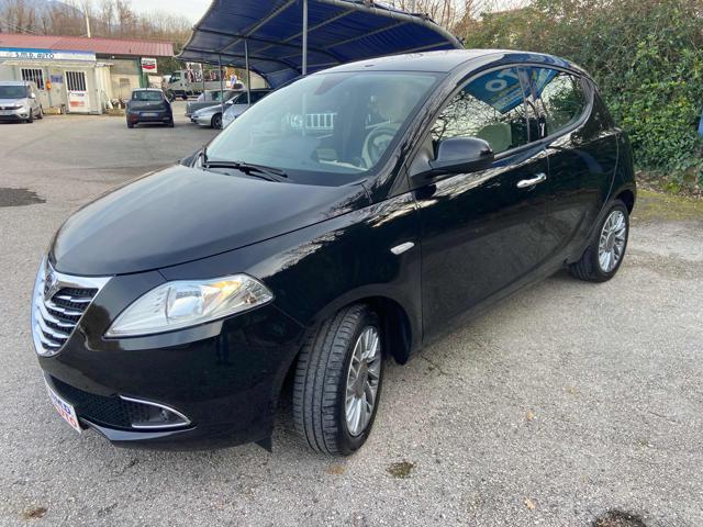 LANCIA Ypsilon 1.2 69 CV 5 porte Gold