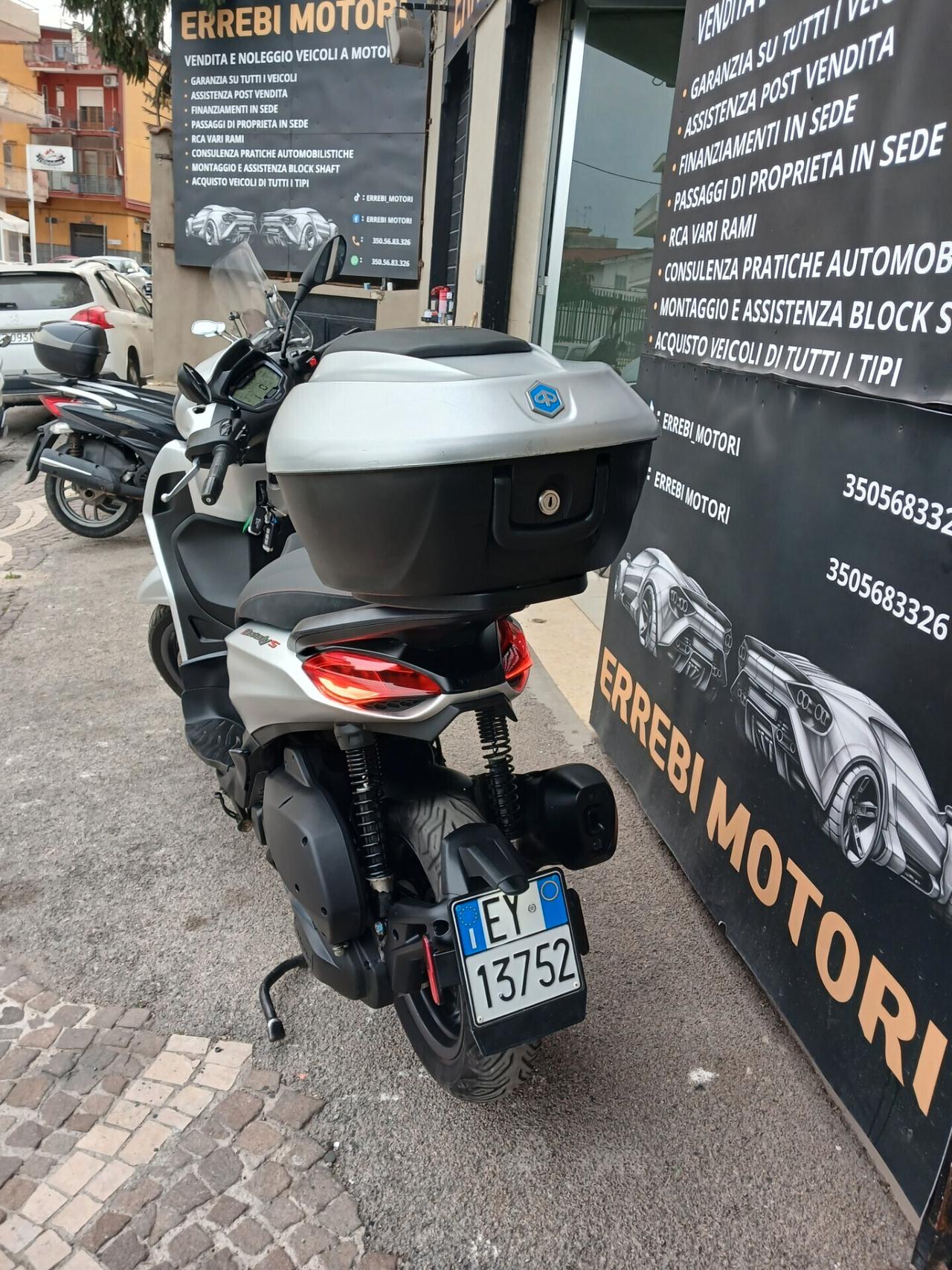 Piaggio Beverly 300 S