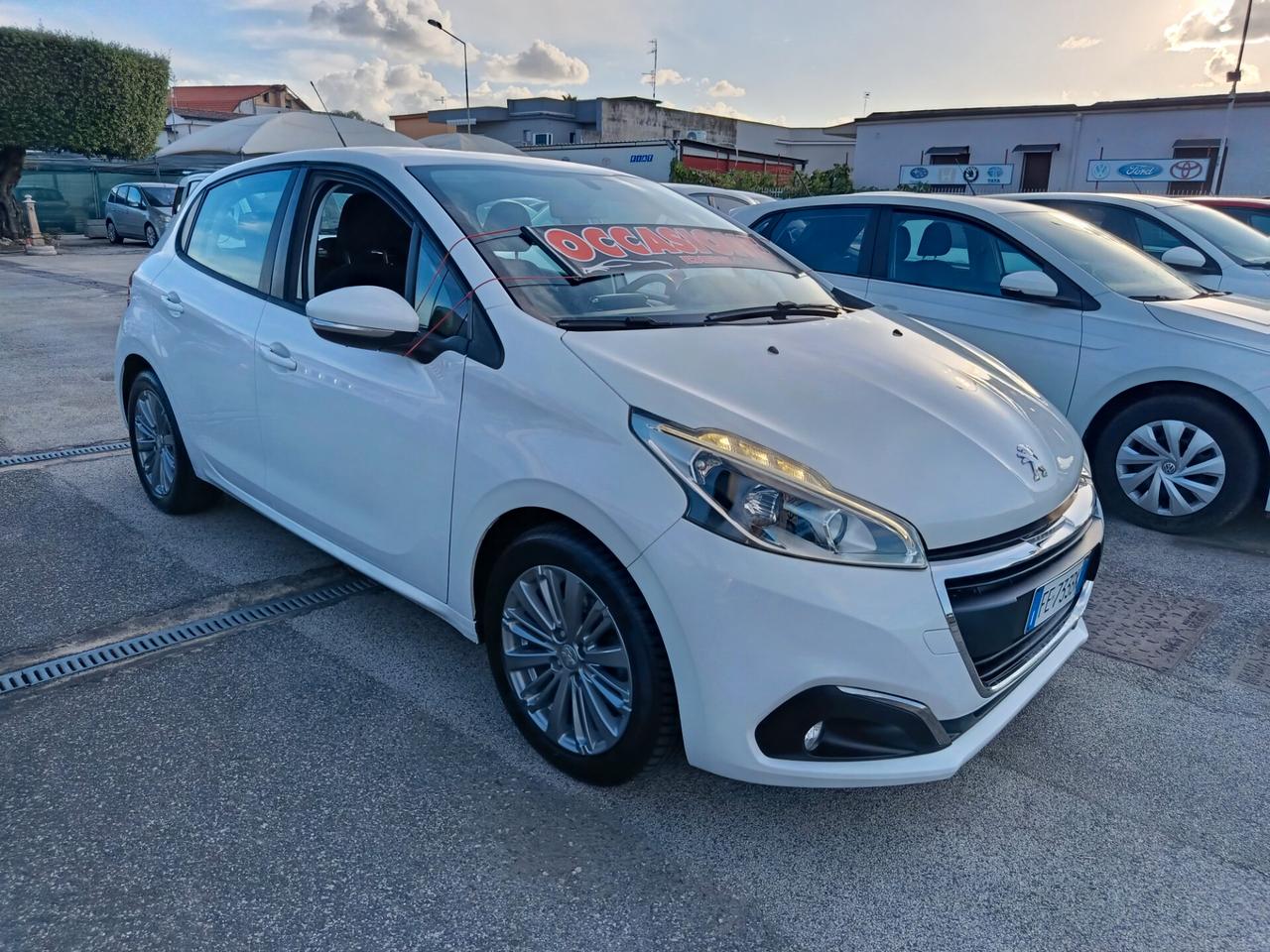 Peugeot 208 BlueHDi 75cv 5 porte Allure